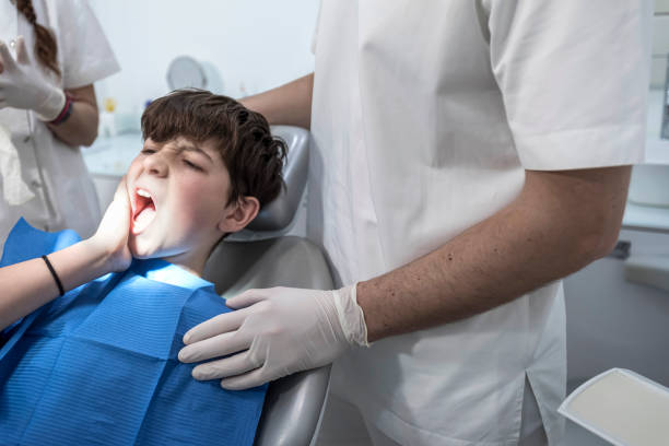 Best Dentist for Tooth Abscess  in Monroe, WI